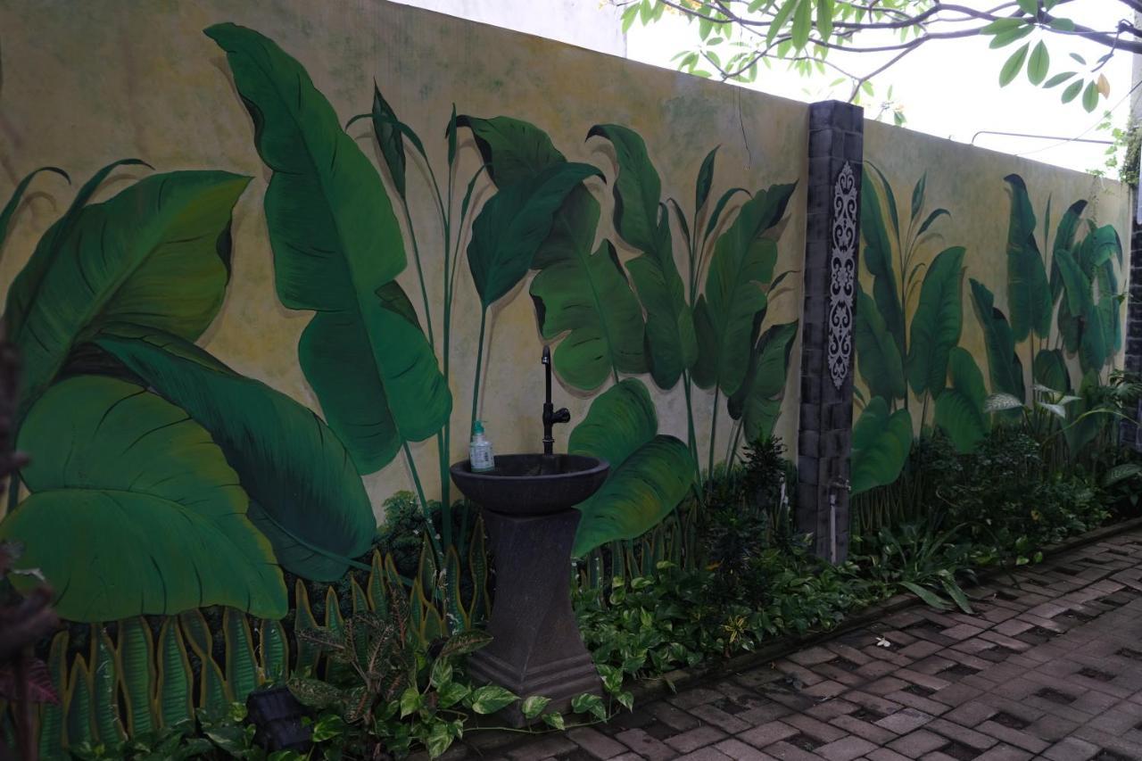 Nusantara Hotel Syariah Jepara Exterior photo